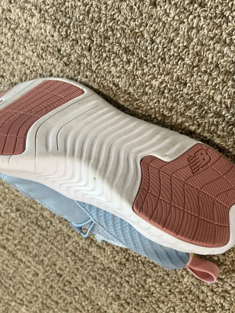 New Balance Dynasoft